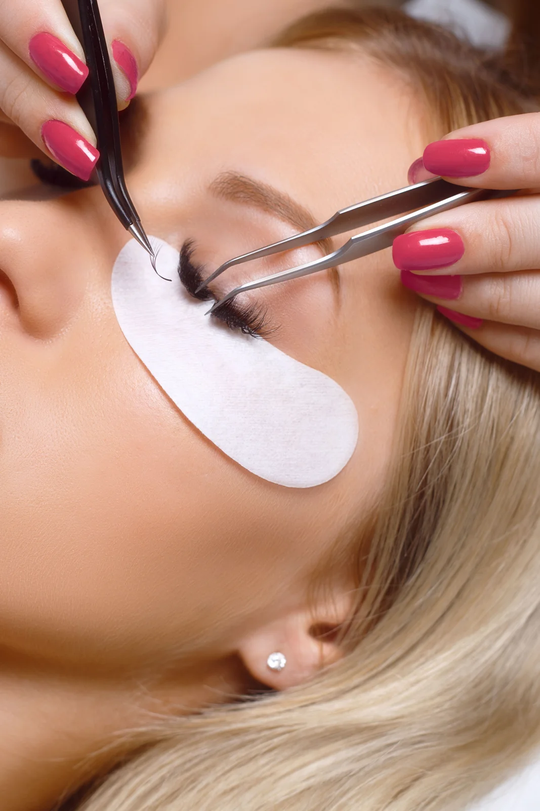 Careful lash extension application at Lash Inspire