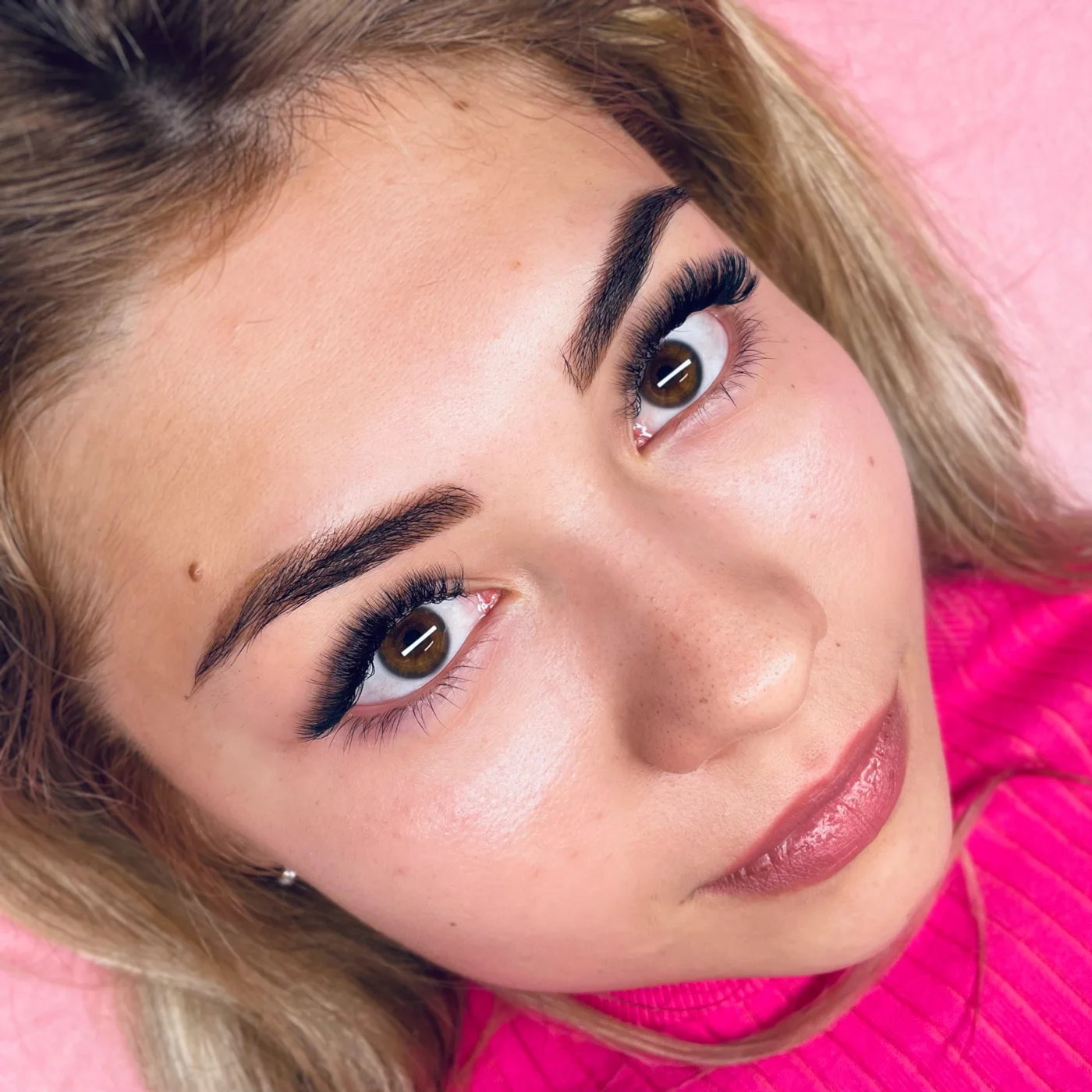 Lash Inspire client with defined lashes and brows